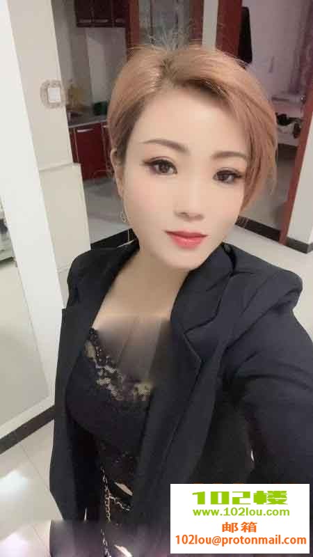 092504z4ctm4em084wqmol.jpg