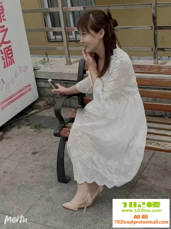 132202mcxbl0z737l0l05m.jpg