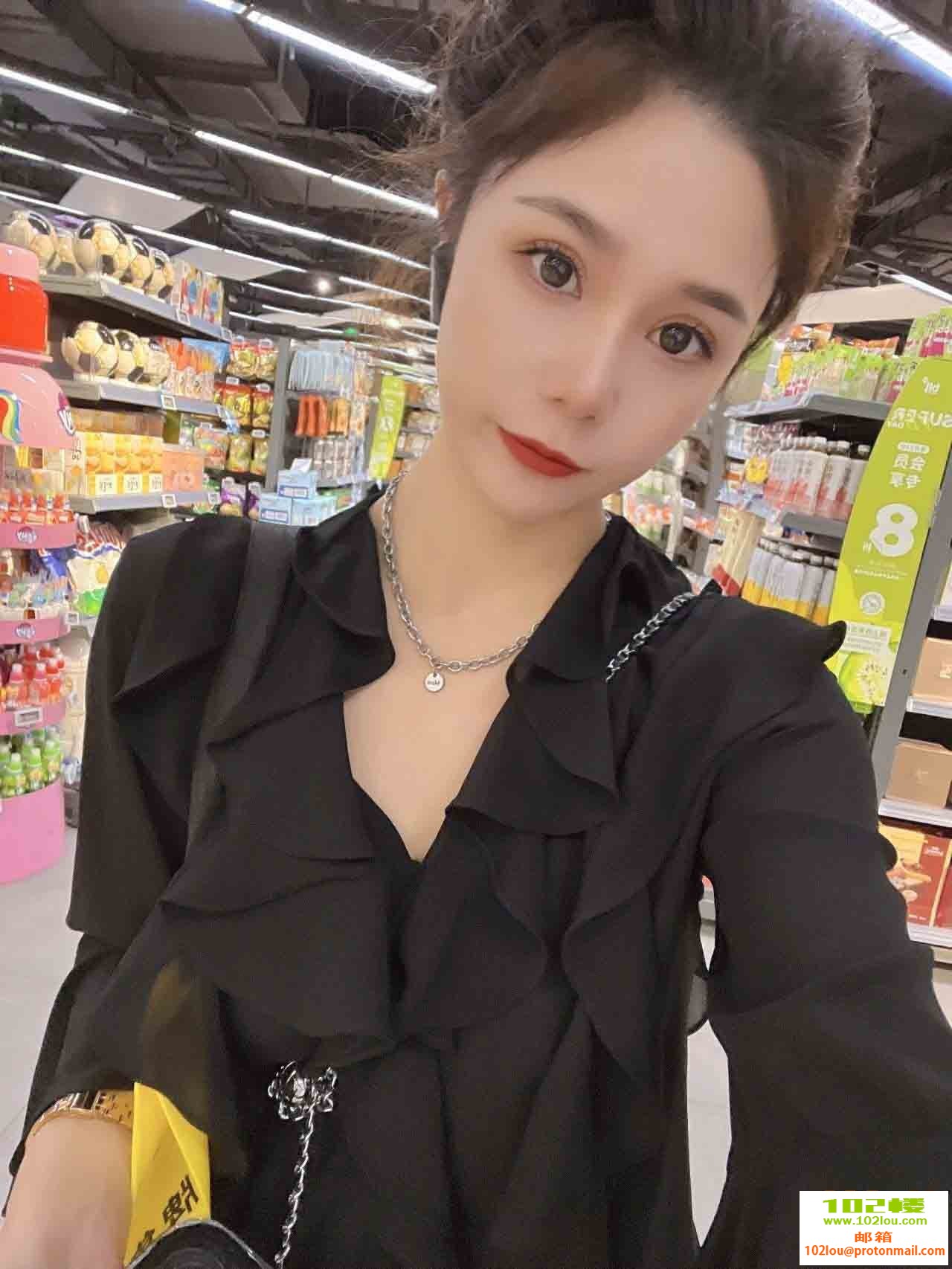 204150gqqnq000qc0q77zy.jpg