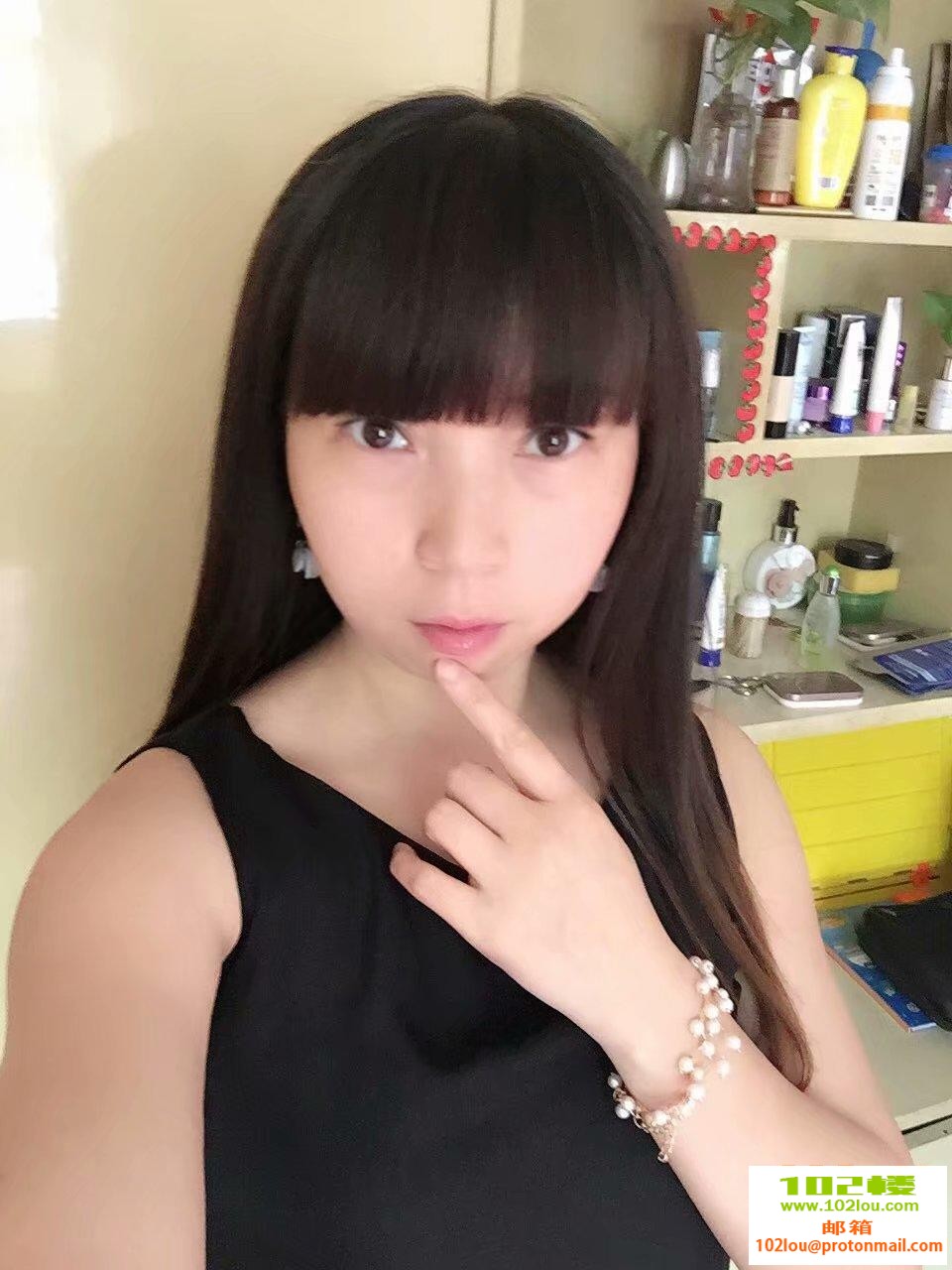 155738ucev202zxboox9xc.jpg